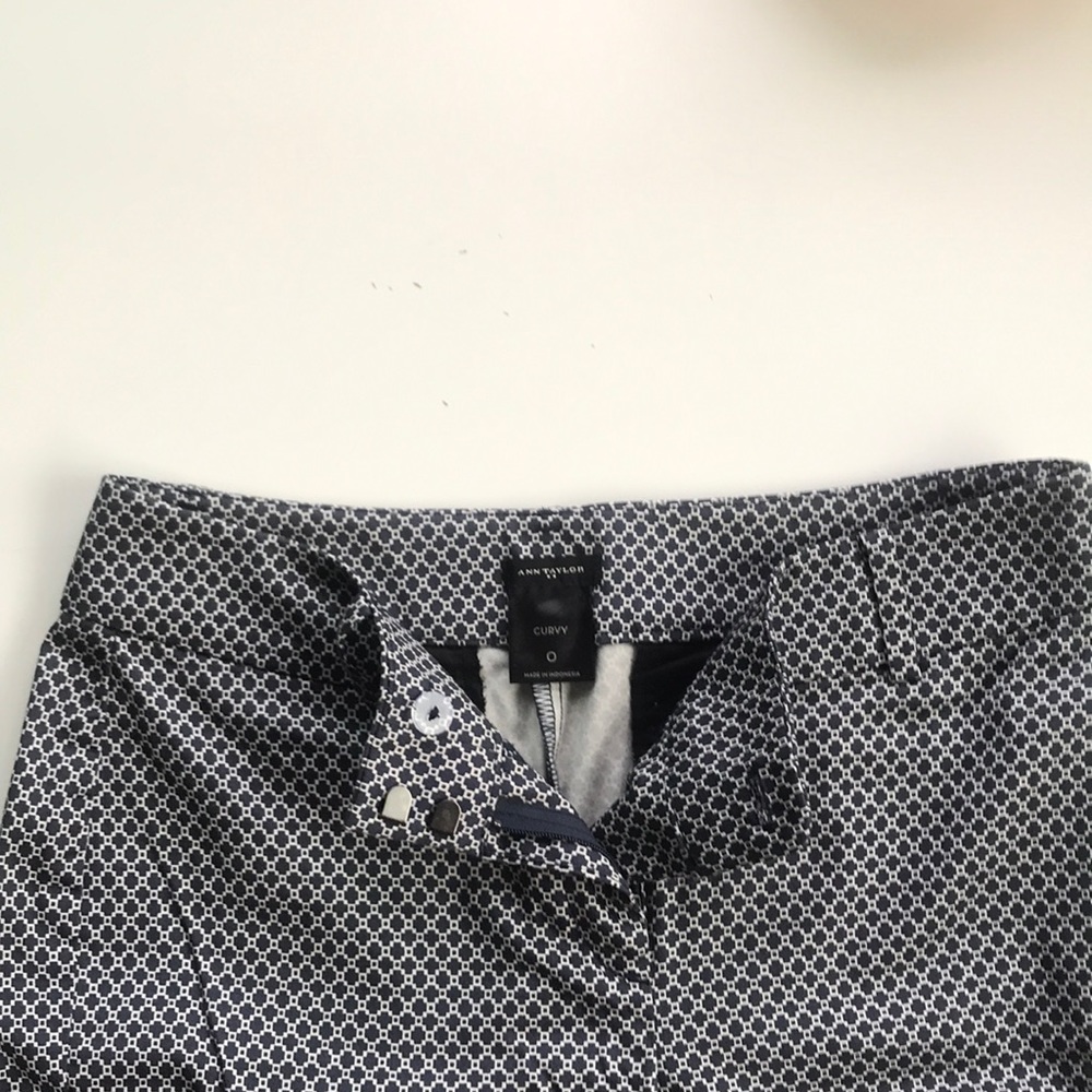 Ann Taylor Curvy Fit Navy Patterned dress pant